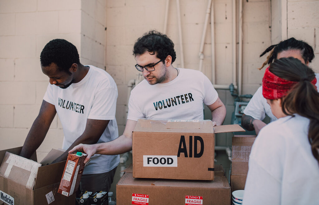 interior designers volunteering